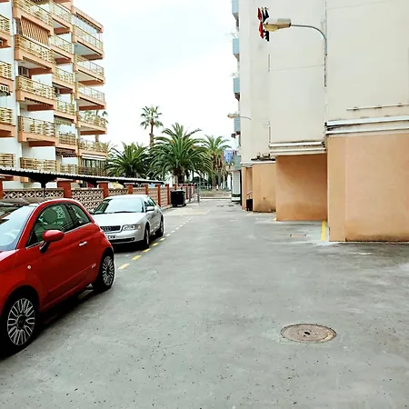 Blue Sky Berlin - Passeig Jaume I * Salou